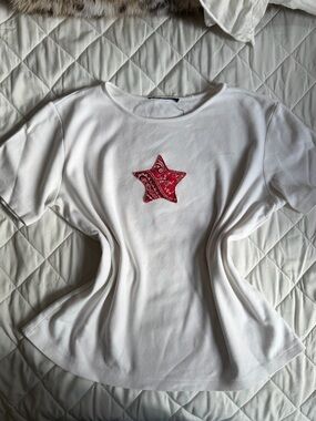 Vintage White Short Sleeve Tee with Red Bandana Star
